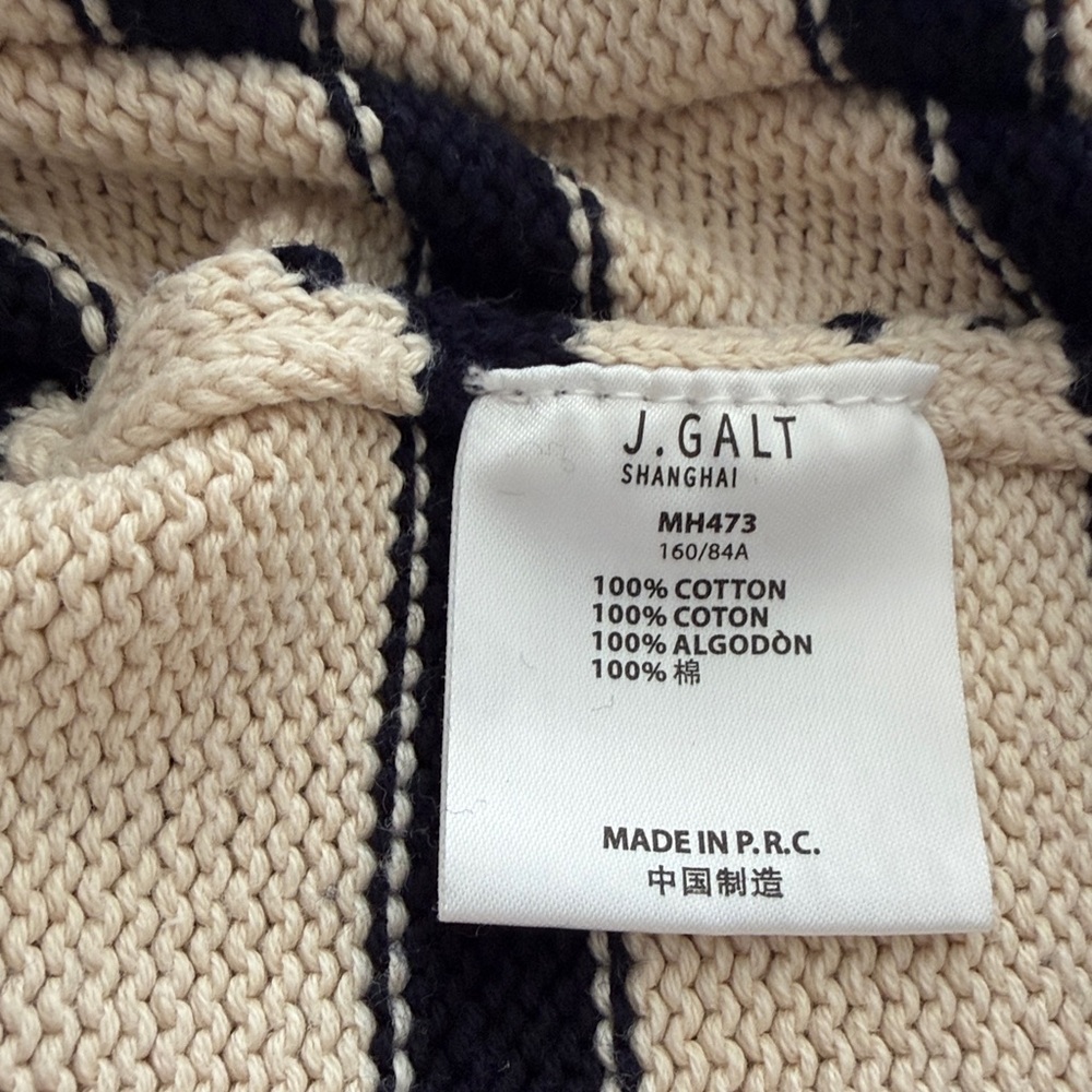 Brandy Melville Cream and Black Striped 1/4 Zip-Sweater - Picture 3 of 5